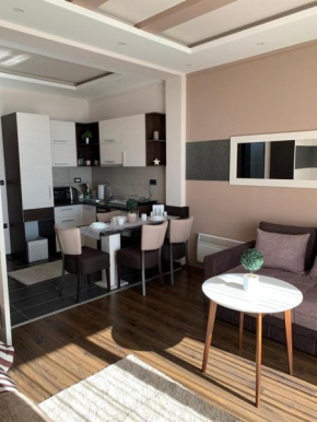 Milmari I2 Lux Apartman Obradovic